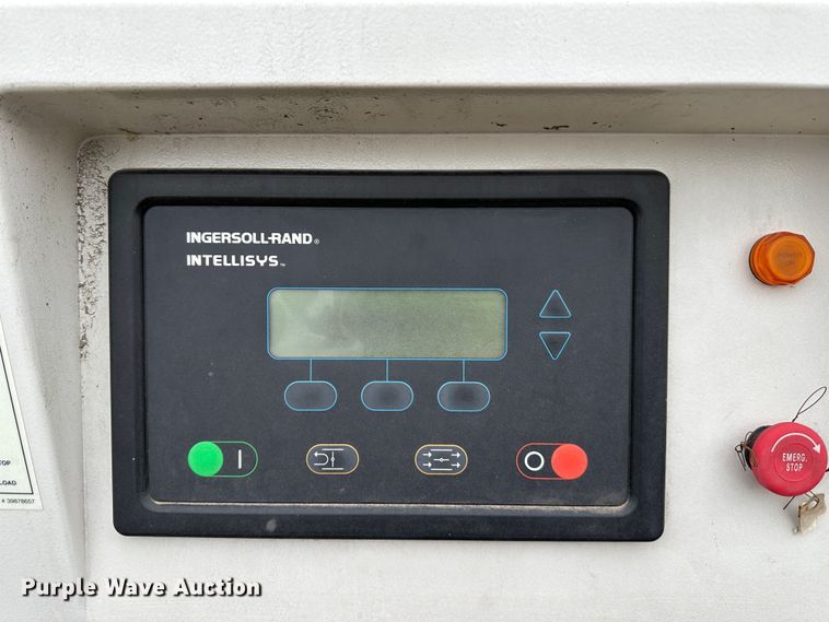 image for item LN9087 Ingersoll Rand SSR-EPE200-2S  air compressor