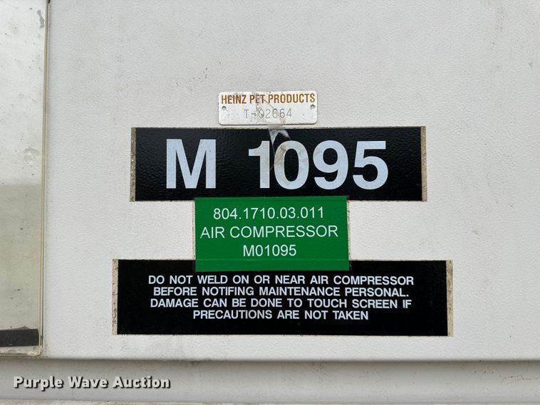 image for item LN9087 Ingersoll Rand SSR-EPE200-2S  air compressor