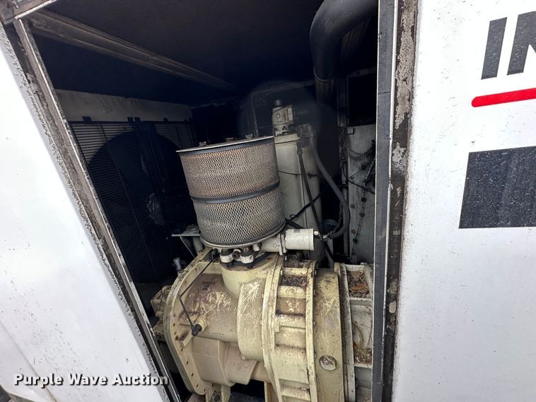 image for item LN9087 Ingersoll Rand SSR-EPE200-2S  air compressor