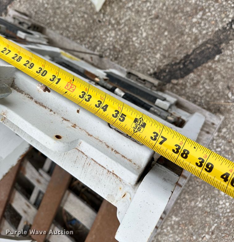 image for item LN9090 (7) forklift attachments