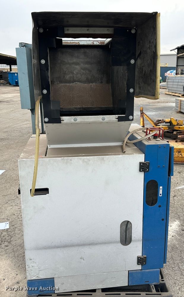 image for item LN9094 TRIA 50-30/BM-SL  plastic shredding machine