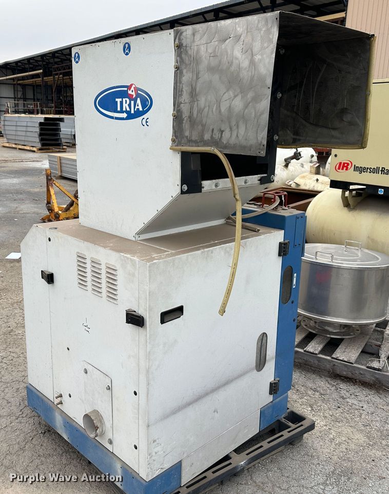 image for item LN9094 TRIA 50-30/BM-SL  plastic shredding machine