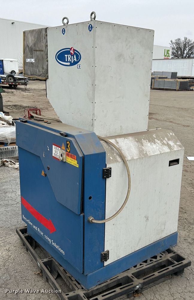 image for item LN9094 TRIA 50-30/BM-SL  plastic shredding machine