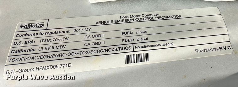 image for item LN9099 2017 Ford F450  Crew Cab pickup truck