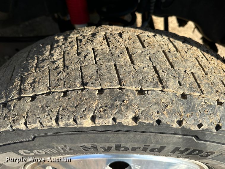 image for item LN9099 2017 Ford F450  Crew Cab pickup truck