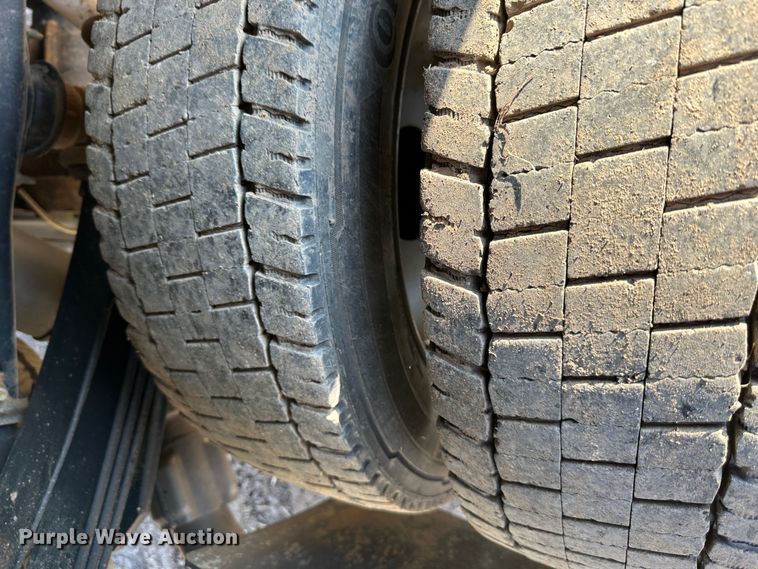 image for item LN9099 2017 Ford F450  Crew Cab pickup truck