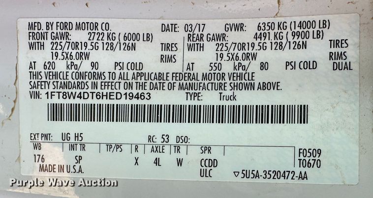 image for item LN9099 2017 Ford F450  Crew Cab pickup truck