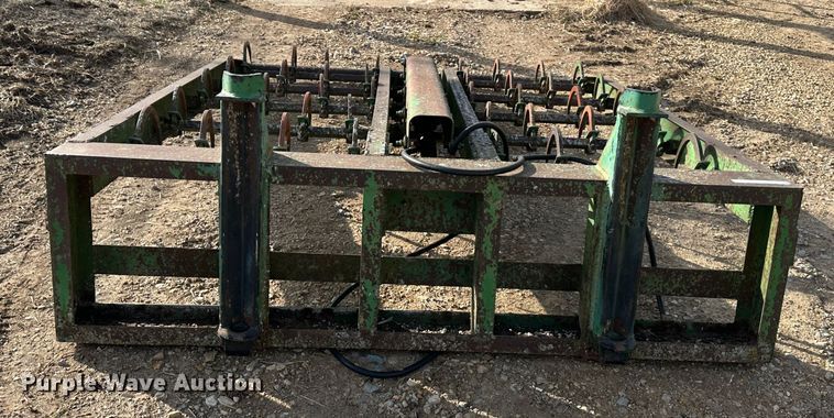 image for item LN9101 Bale accumulator