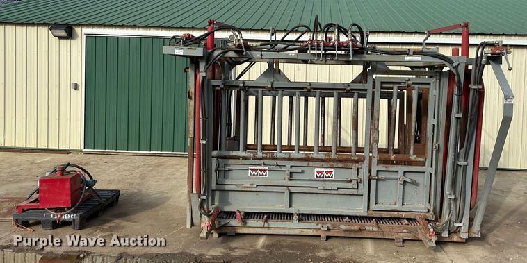 image for item LN9102 WW Manufacturing 1282  squeeze chute