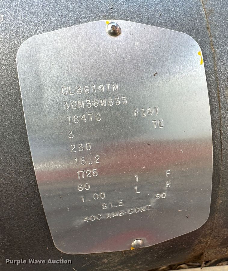 image for item LN9102 WW Manufacturing 1282  squeeze chute