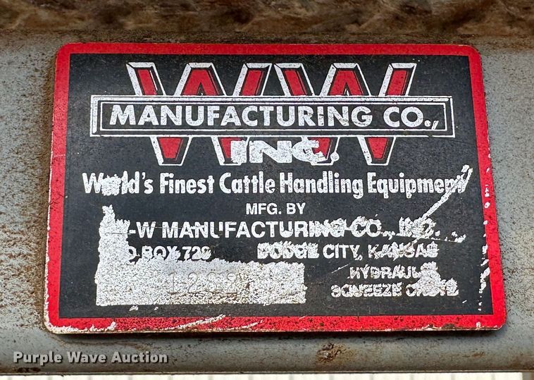 image for item LN9102 WW Manufacturing 1282  squeeze chute