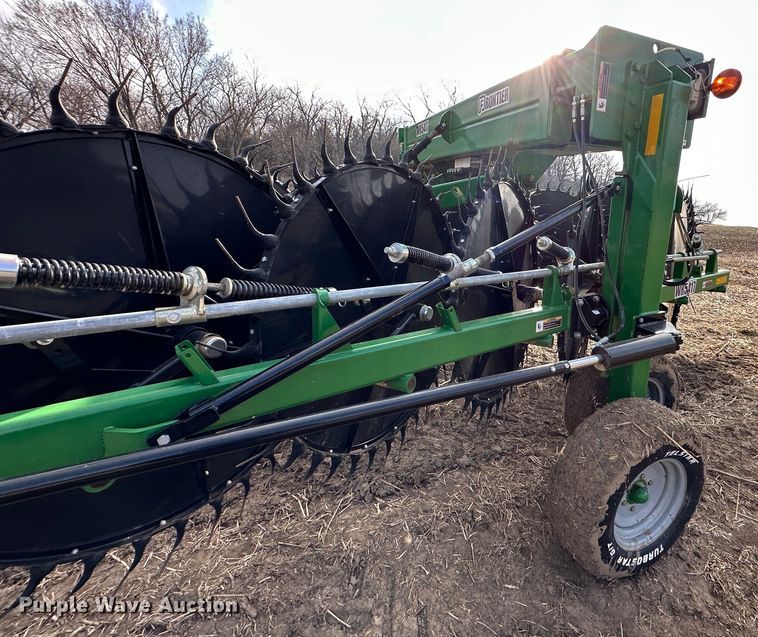 image for item LN9103 Frontier WR5417  hay rake