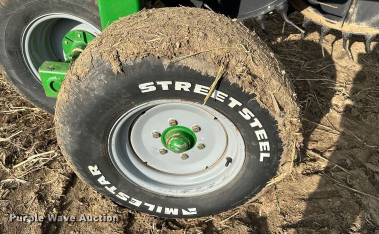 image for item LN9103 Frontier WR5417  hay rake