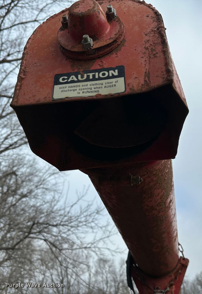 image for item LN9104 Heider  gravity wagon