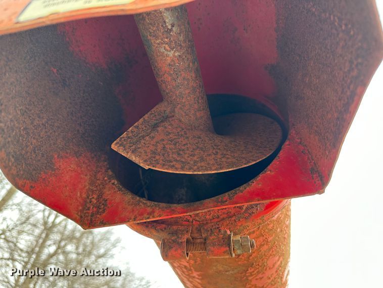 image for item LN9104 Heider  gravity wagon