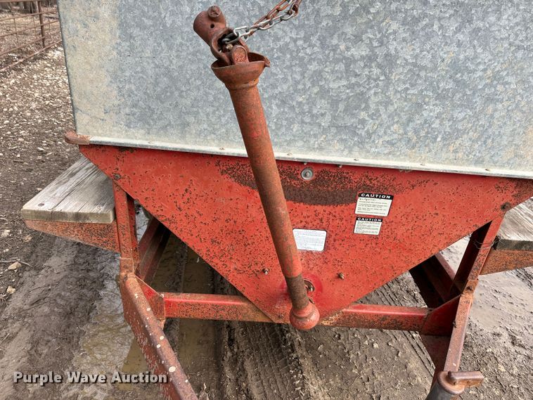 image for item LN9104 Heider  gravity wagon