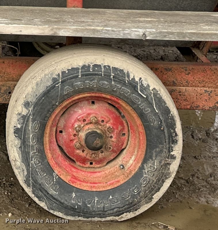 image for item LN9104 Heider  gravity wagon