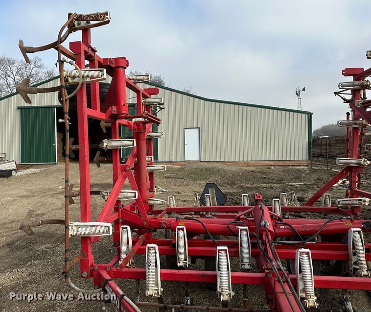 image for item LN9105 Wil-Rich 2500  field cultivator