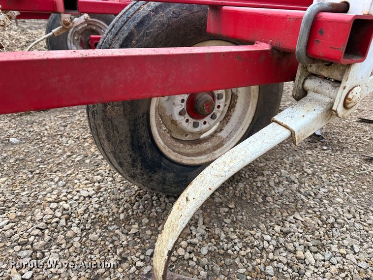 image for item LN9105 Wil-Rich 2500  field cultivator