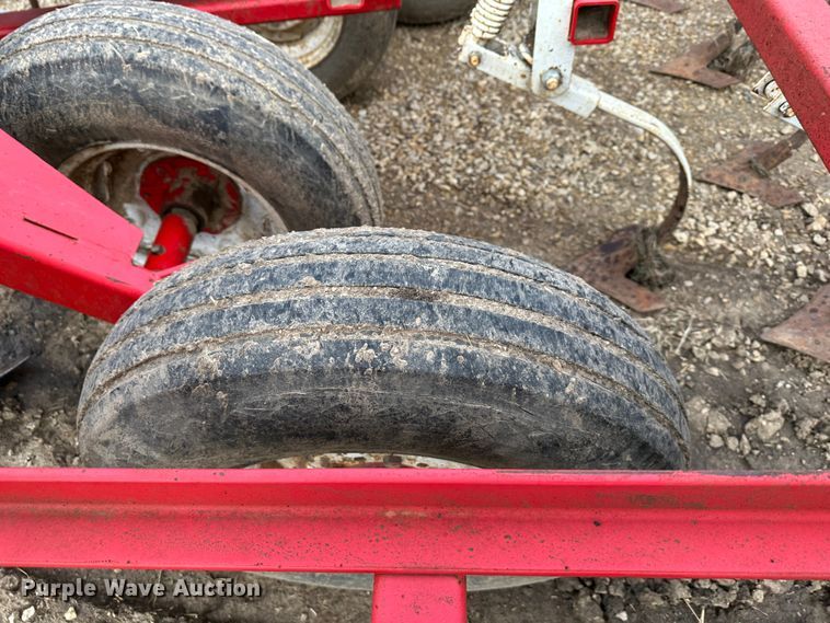 image for item LN9105 Wil-Rich 2500  field cultivator