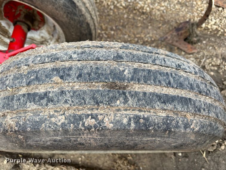 image for item LN9105 Wil-Rich 2500  field cultivator