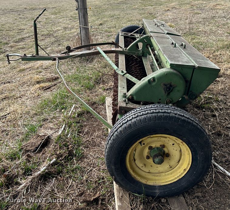 image for item LN9106 Seeder