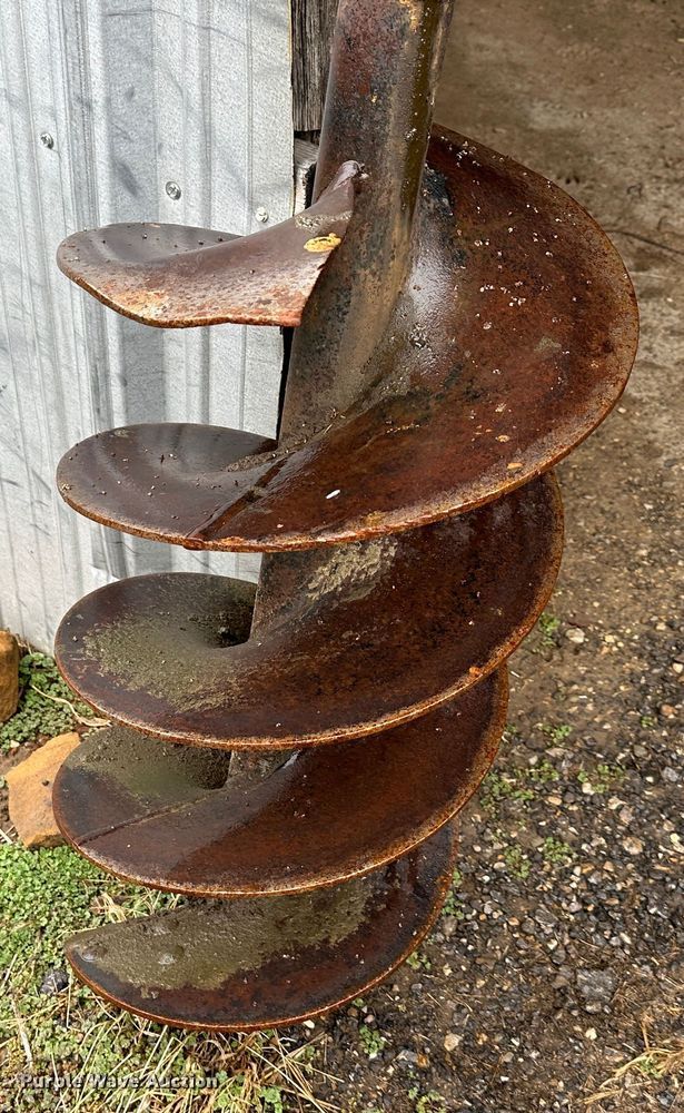 image for item LN9109 Danuser F7  post hole digger