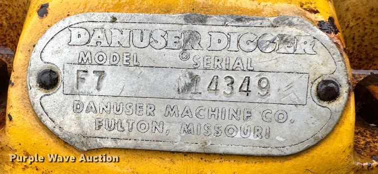 image for item LN9109 Danuser F7  post hole digger