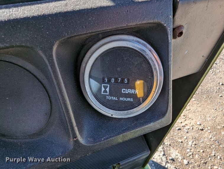 image for item LP9240 Clark GCS25MC  forklift