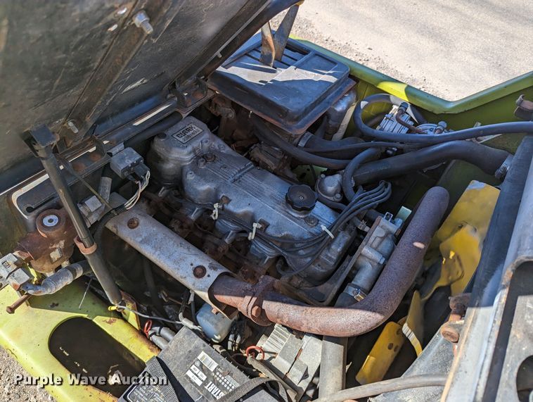 image for item LP9240 Clark GCS25MC  forklift