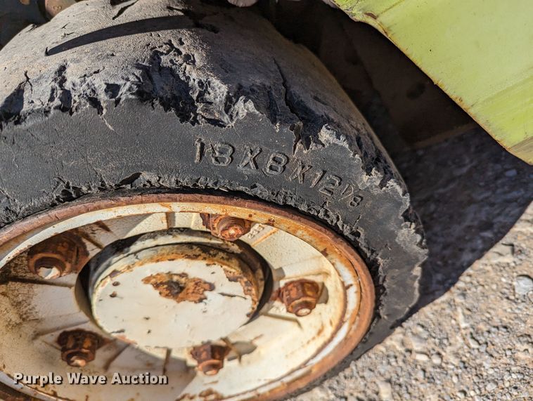 image for item LP9240 Clark GCS25MC  forklift