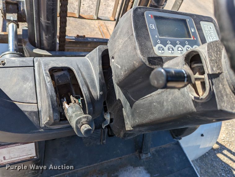 image for item LP9241 UniCarriers MDG1F4A50V  forklift