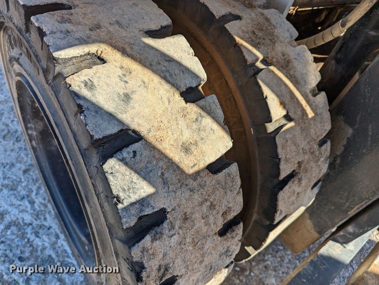 image for item LP9241 UniCarriers MDG1F4A50V  forklift