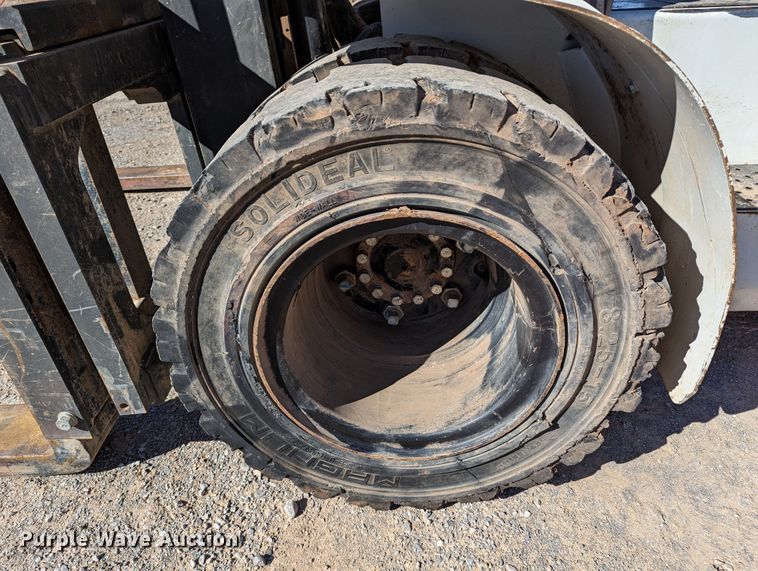 image for item LP9241 UniCarriers MDG1F4A50V  forklift