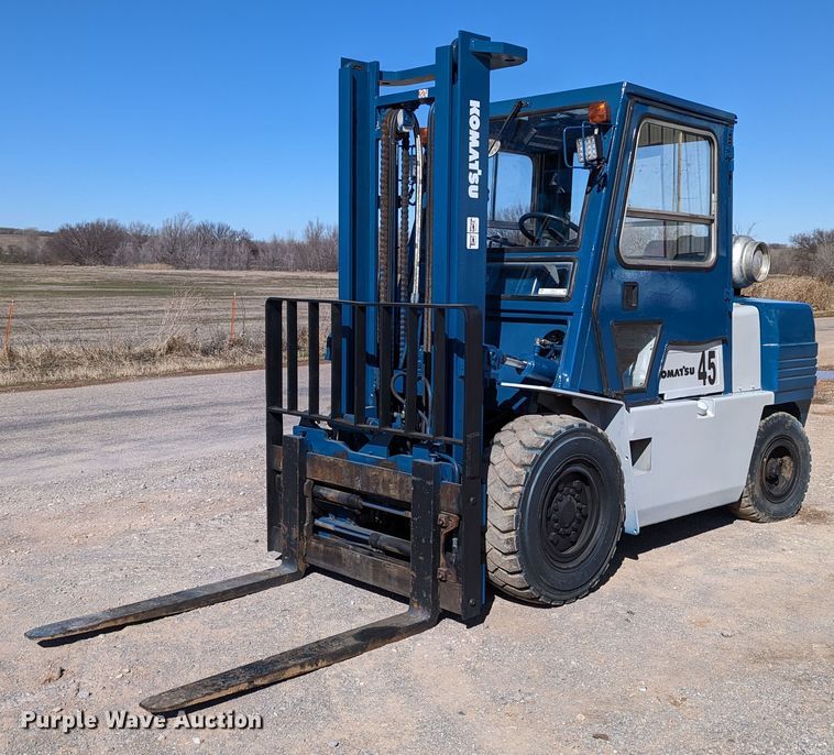 image for item LP9243 Komatsu FG45T-6  forklift