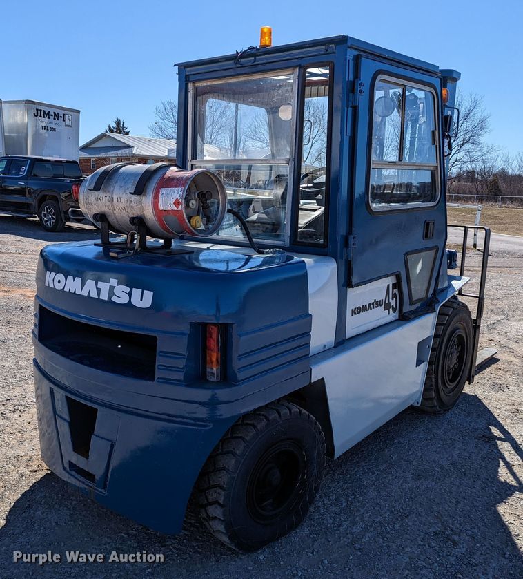 image for item LP9243 Komatsu FG45T-6  forklift