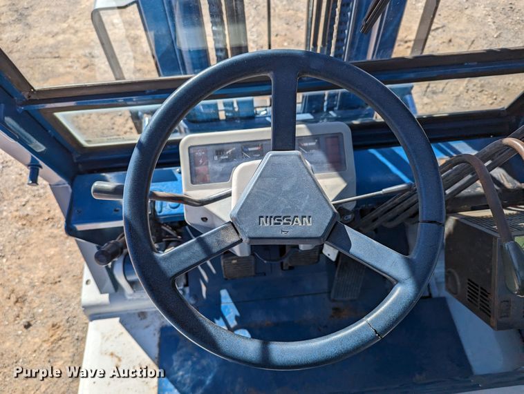 image for item LP9243 Komatsu FG45T-6  forklift