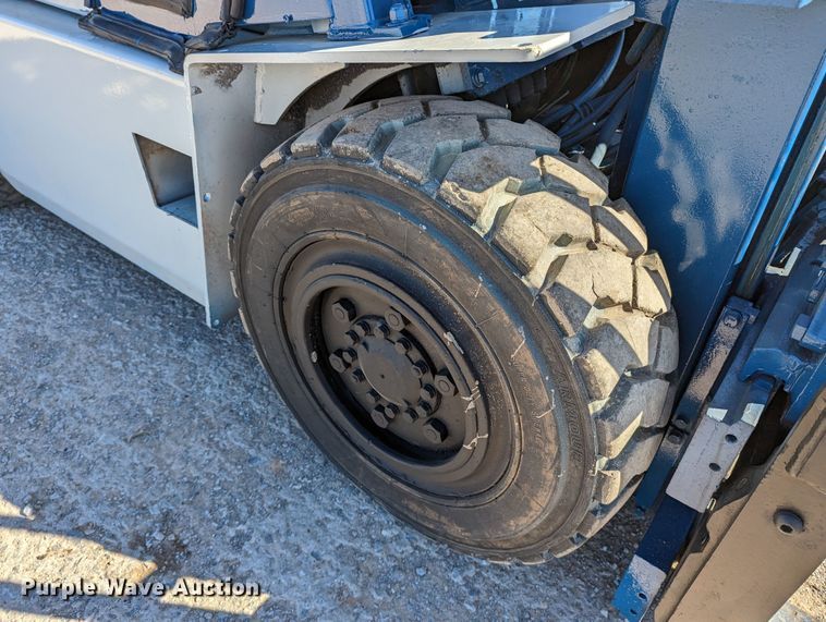 image for item LP9243 Komatsu FG45T-6  forklift