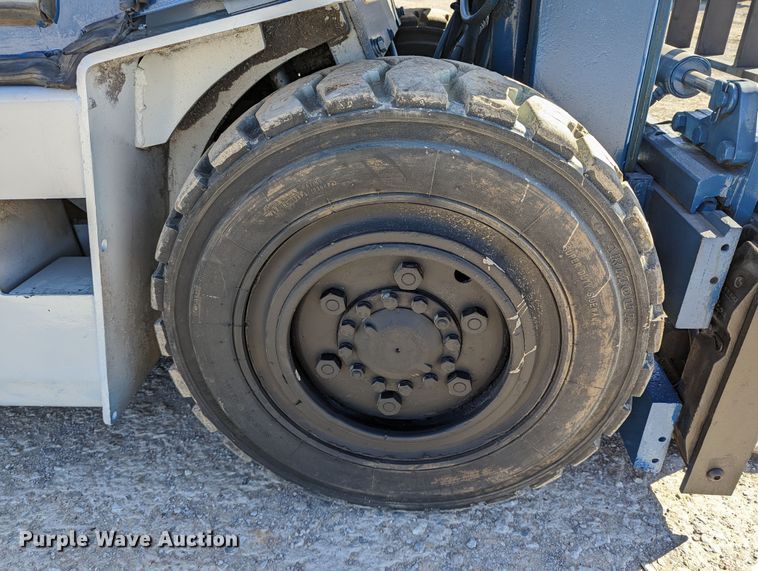 image for item LP9243 Komatsu FG45T-6  forklift