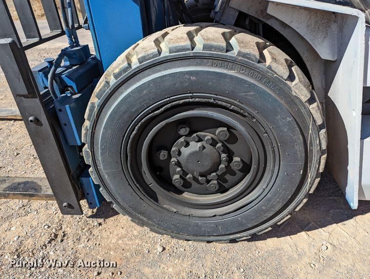 image for item LP9243 Komatsu FG45T-6  forklift