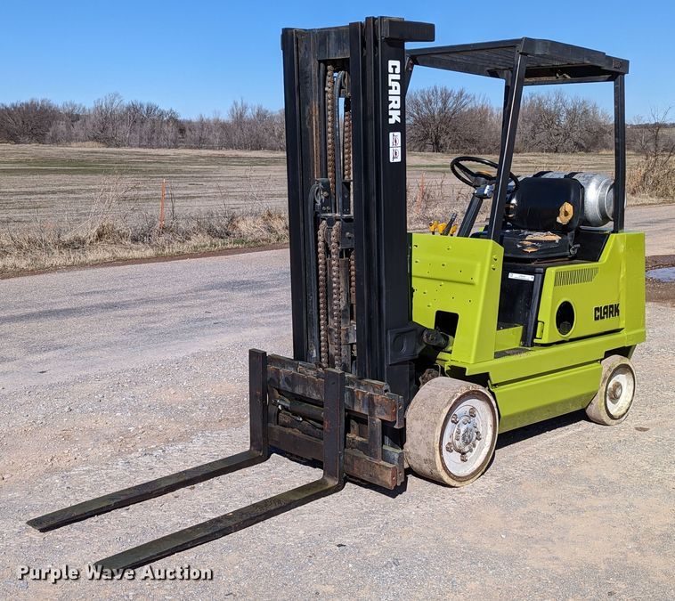 image for item LP9244 Clark GCX20  forklift