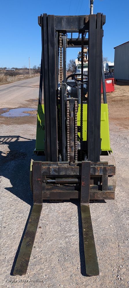 image for item LP9244 Clark GCX20  forklift