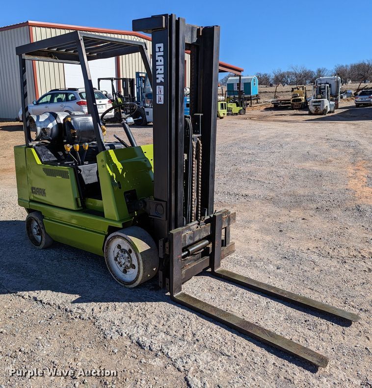 image for item LP9244 Clark GCX20  forklift