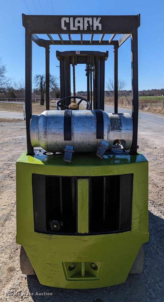 image for item LP9244 Clark GCX20  forklift