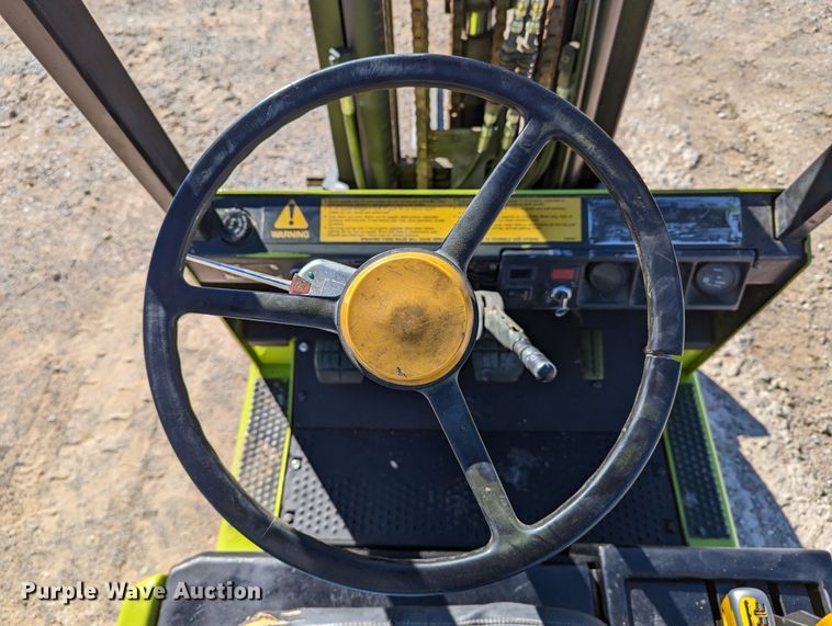 image for item LP9244 Clark GCX20  forklift