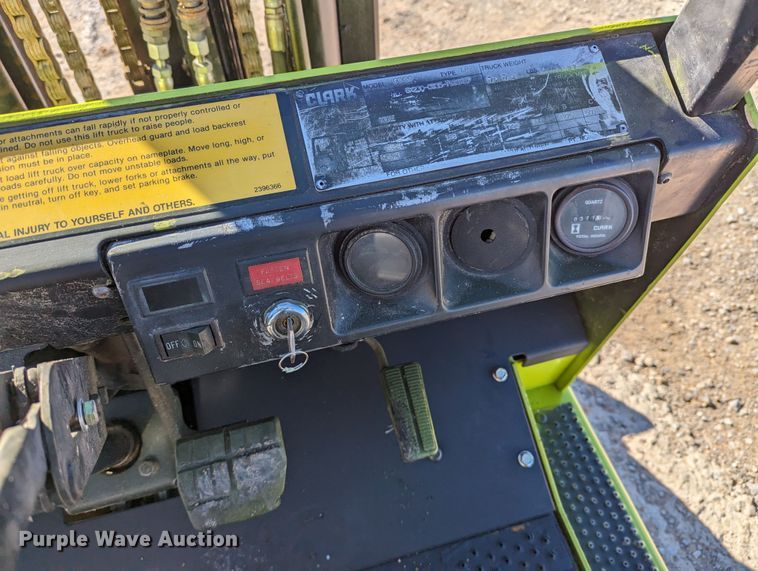 image for item LP9244 Clark GCX20  forklift