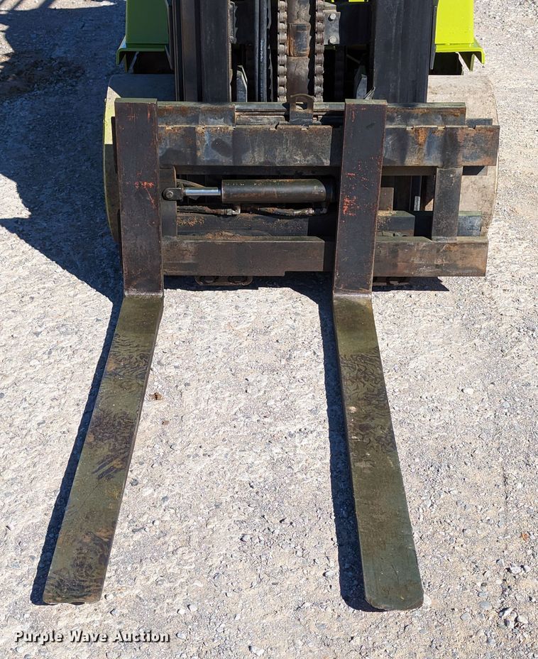 image for item LP9244 Clark GCX20  forklift