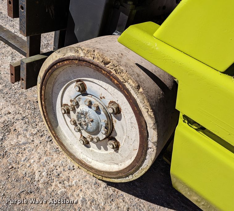 image for item LP9244 Clark GCX20  forklift