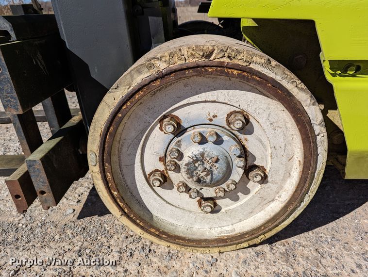 image for item LP9244 Clark GCX20  forklift