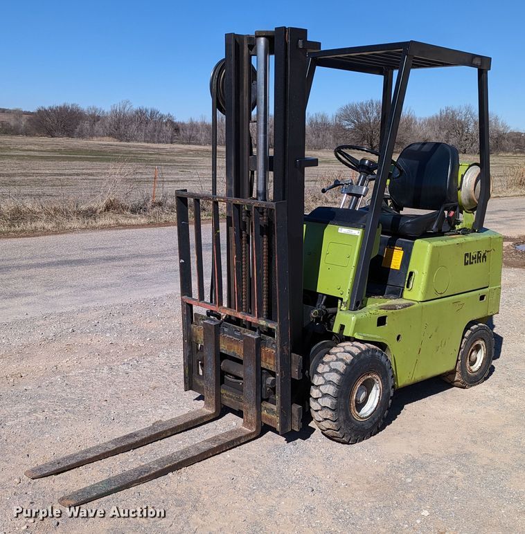 image for item LP9245 Clark C500-Y30  forklift